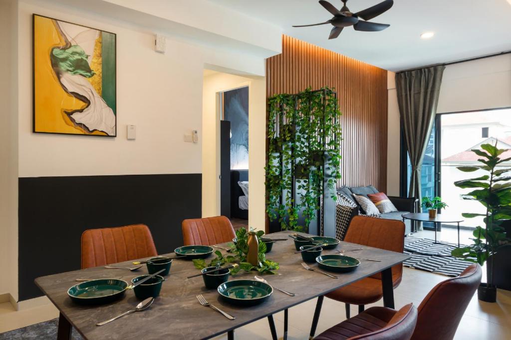 Nowhere 2Br & 2Bath Apartment With Balcony @ Reizz Residences Kuala Lumpur Luaran gambar